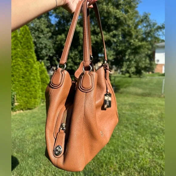 Coach Edie 31 Saddle Tan Brown Shoulder Bag with Turnlock Pocket - Picture 3 of 8